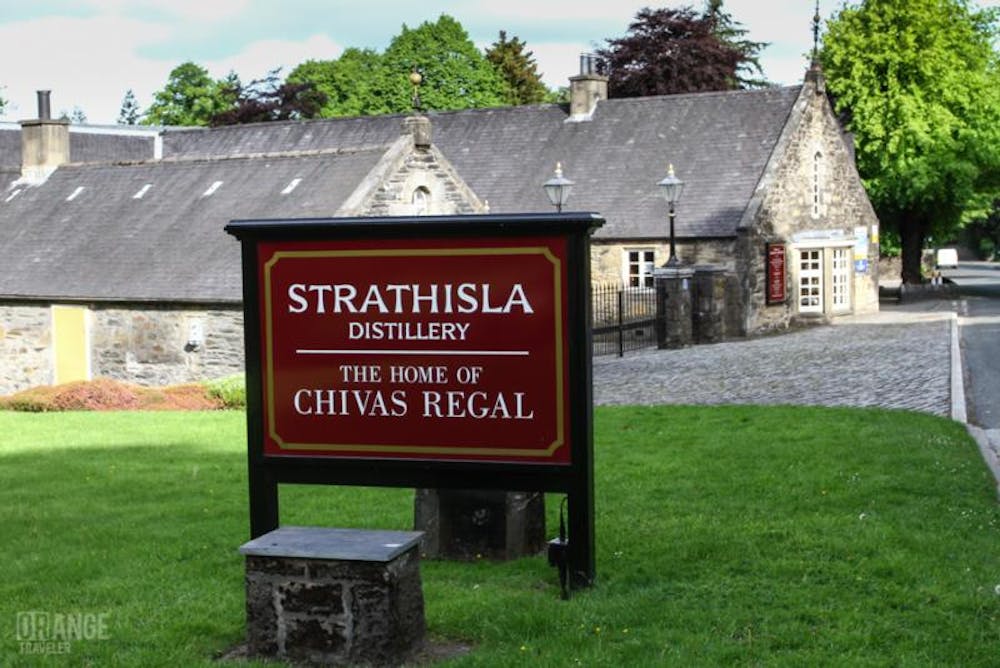 Chivas Regal 12yr 1.75L Blended Scotch Whisky :: Blended Scotch