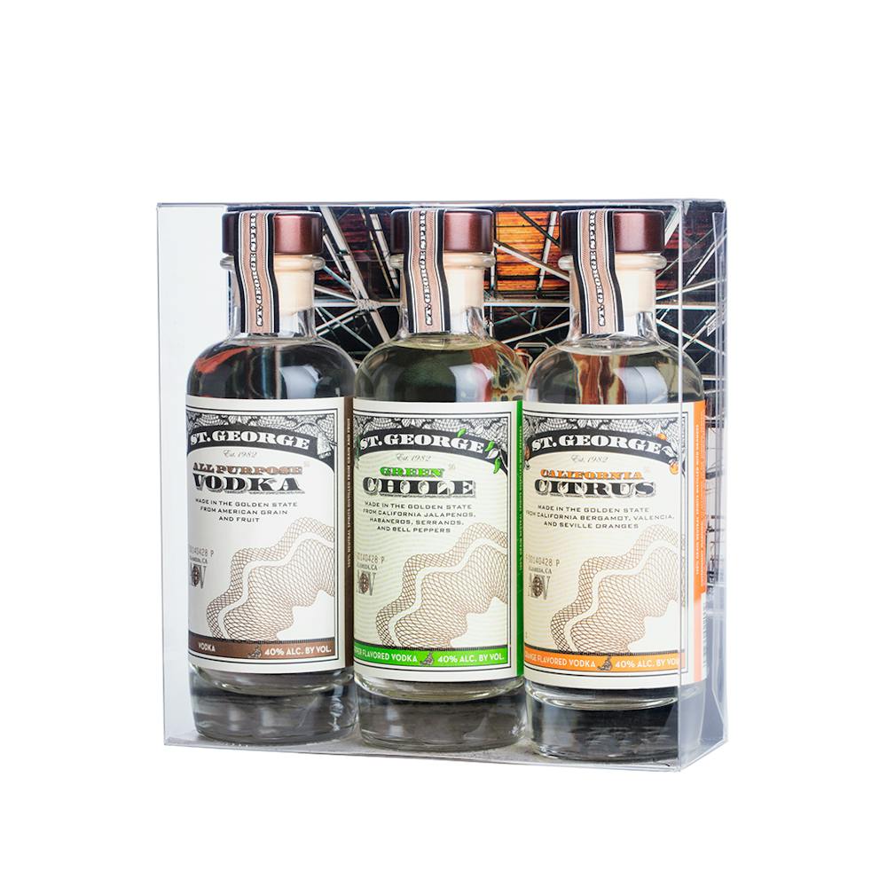 Joyous Decanter & Liquor Gift Set – Liquor gift baskets – New Jersey  delivery - Blooms New Jersey